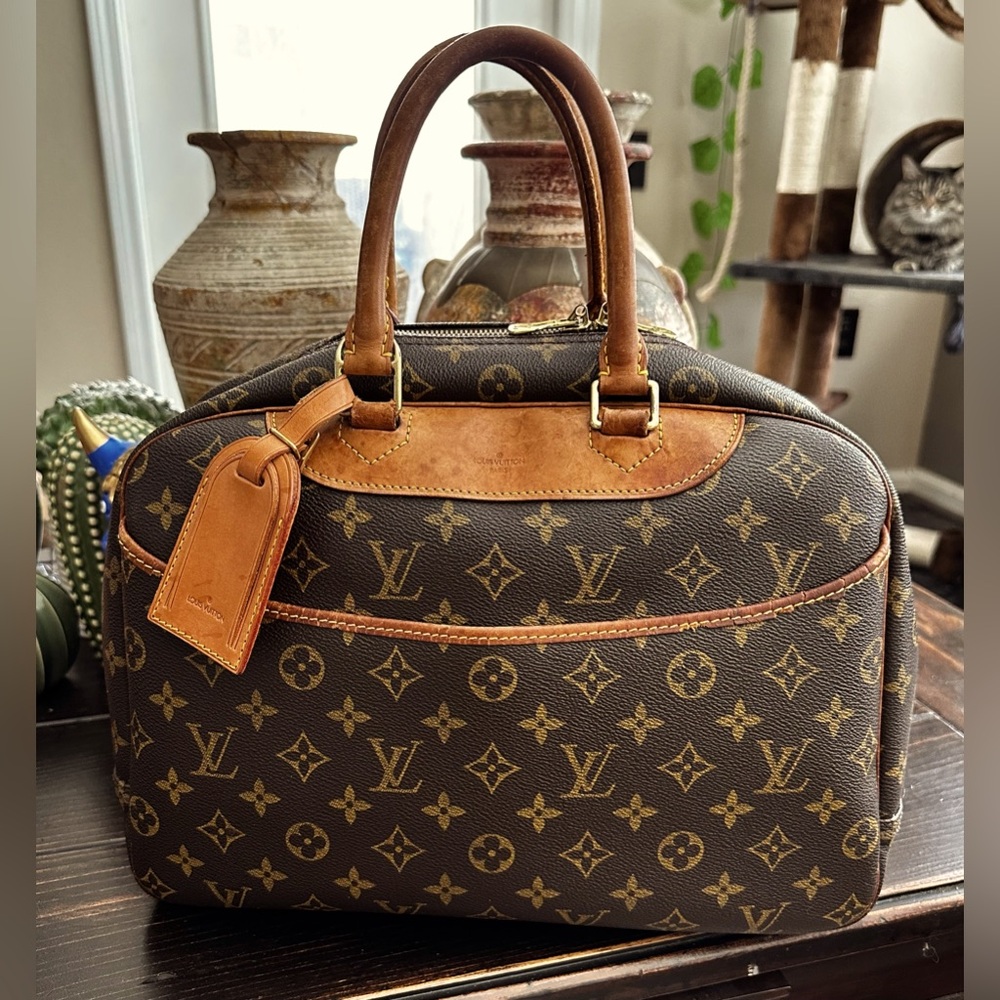 Auth LOUIS VUITTON Monogram Deauville